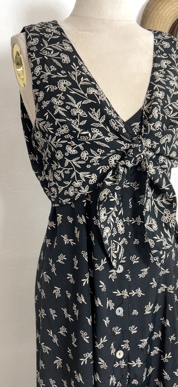 Vintage Robbie Bee Dress 10 Black Floral Rayon Button Front Tie Midi 90s Grunge