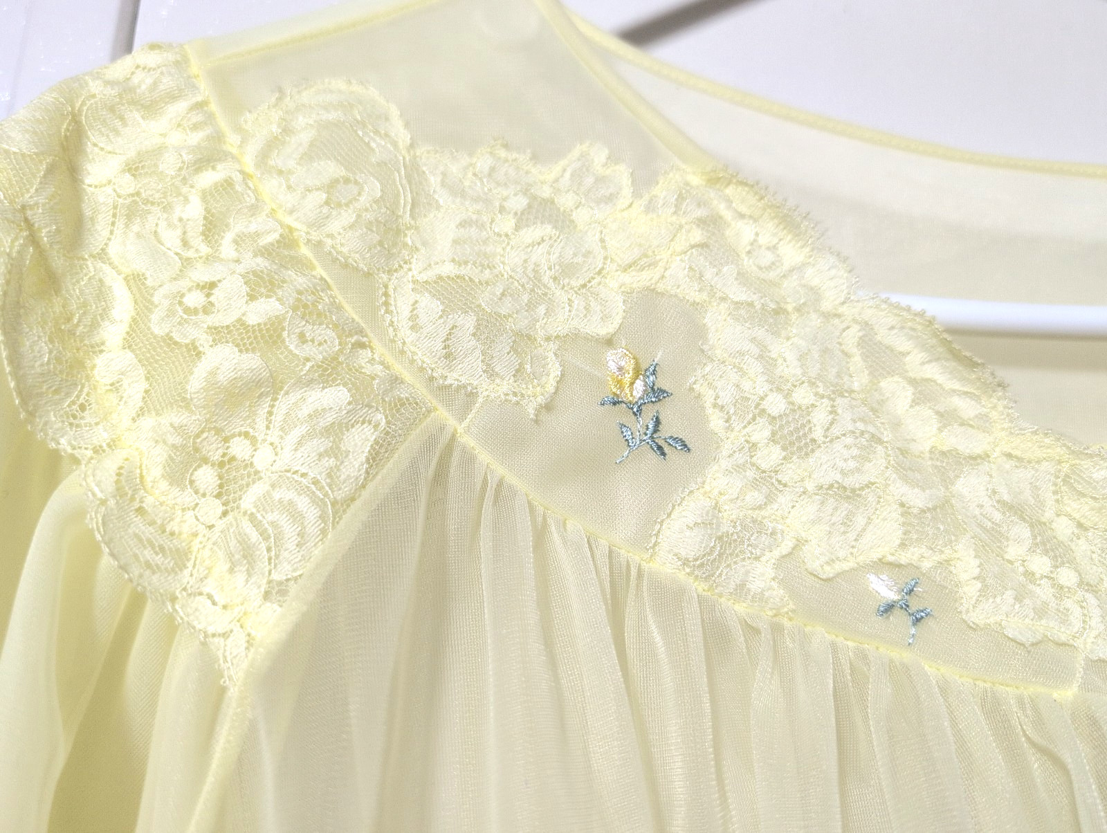 Vtg Shadowline Yellow Nylon Lace Chiffon Peignoir Robe Sheer Sz Large