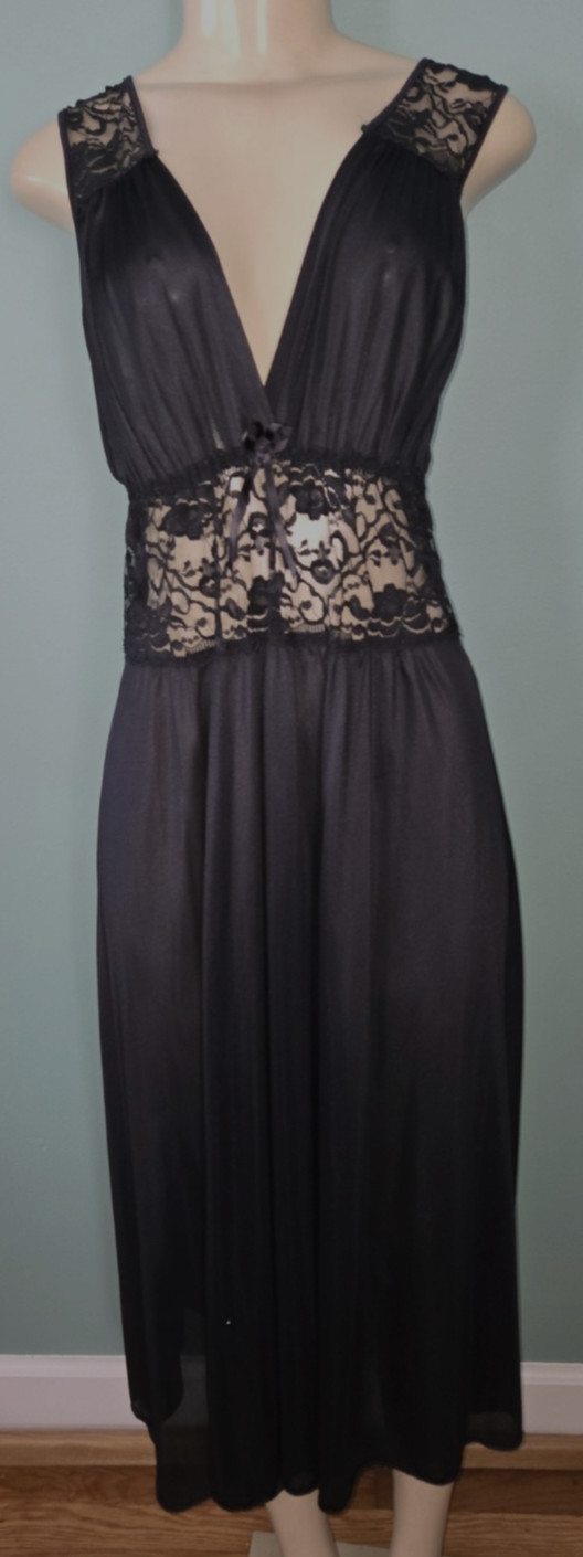 Adonna Black Olga Style Nightgown Size Small