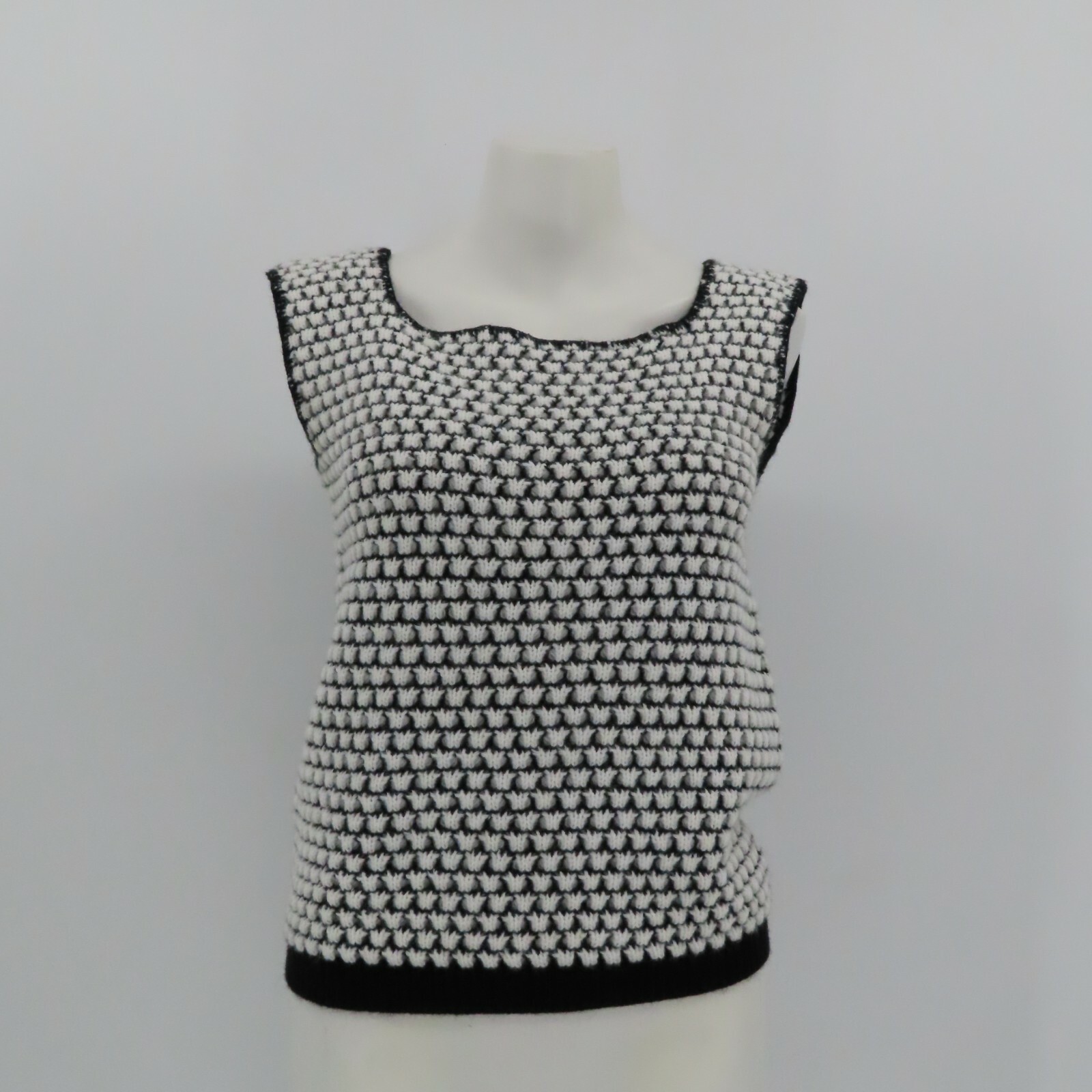 Vintage TURBO Black & White Acrylic Sweater Vest Super cute! Size S/M