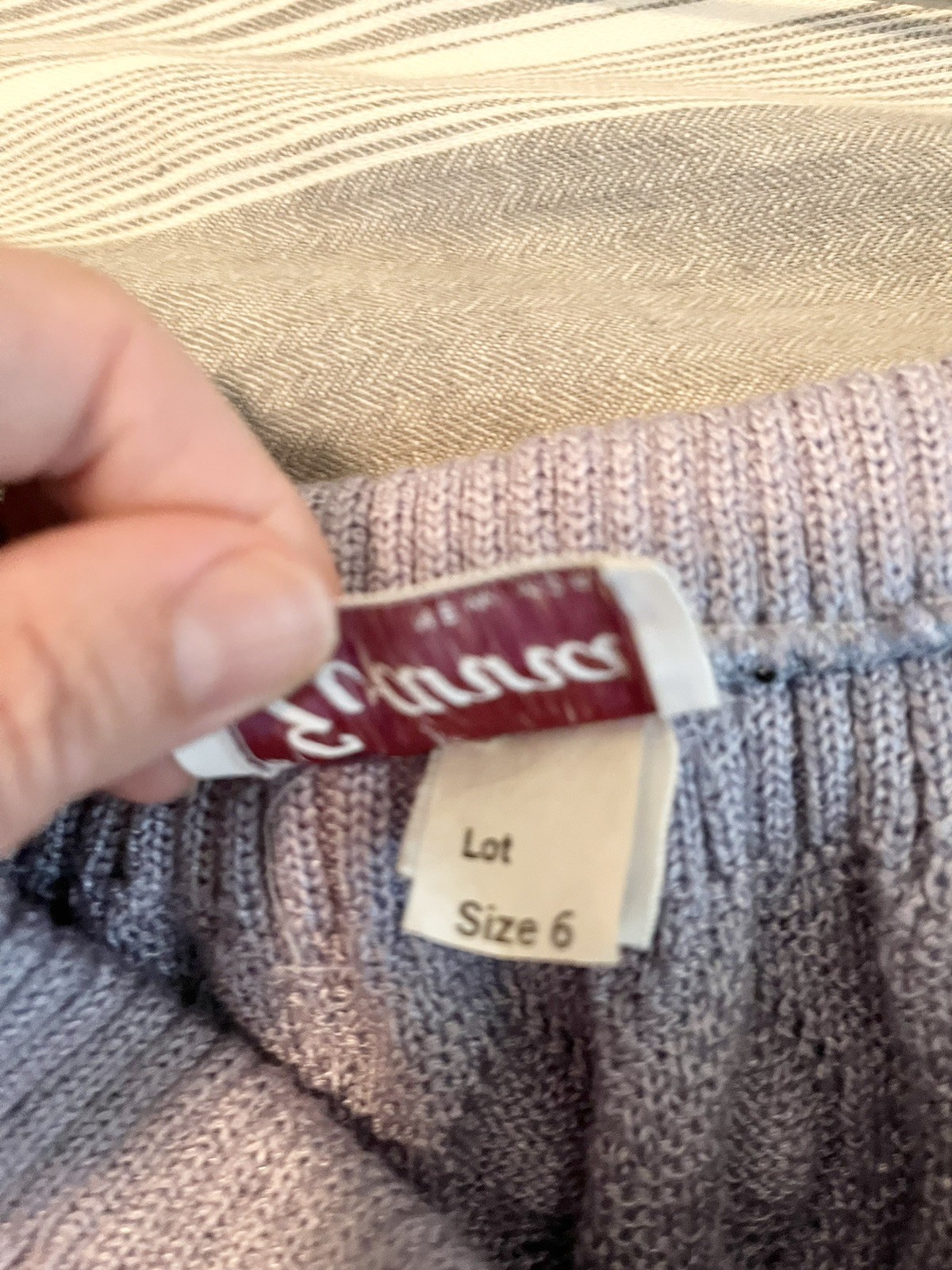 Vintage Evanna New York Knit Suit sweater skirt set Purple Small 6 Dainty Old $