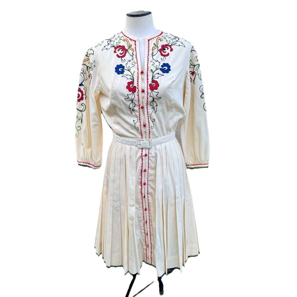 VTG 1950s Carlye Embroidered Shirtwaist Dress ILGWU Folk Floral Belted S