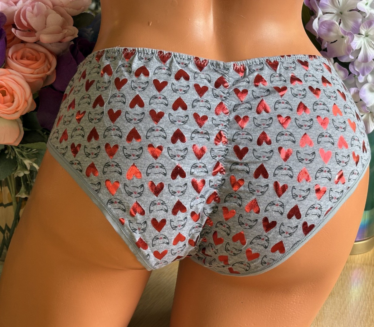 VICTORIA’S SECRET Large Kitty & Hearts Ruched Behind Cheekster Bikini Panties