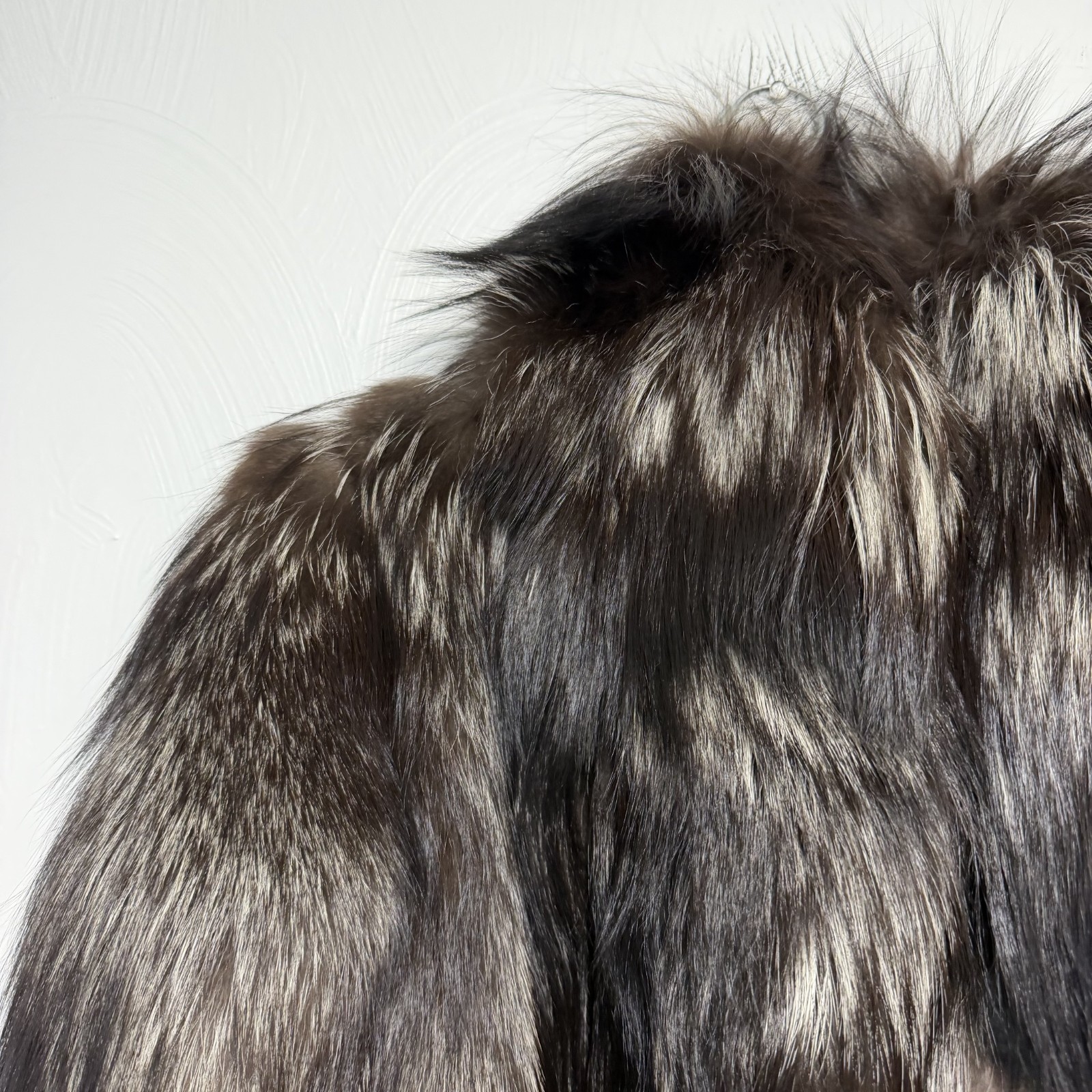 Vintage Women’s Luxury Genuine Silver Fox Fur Gray Black Coat Formal Jacket VTG