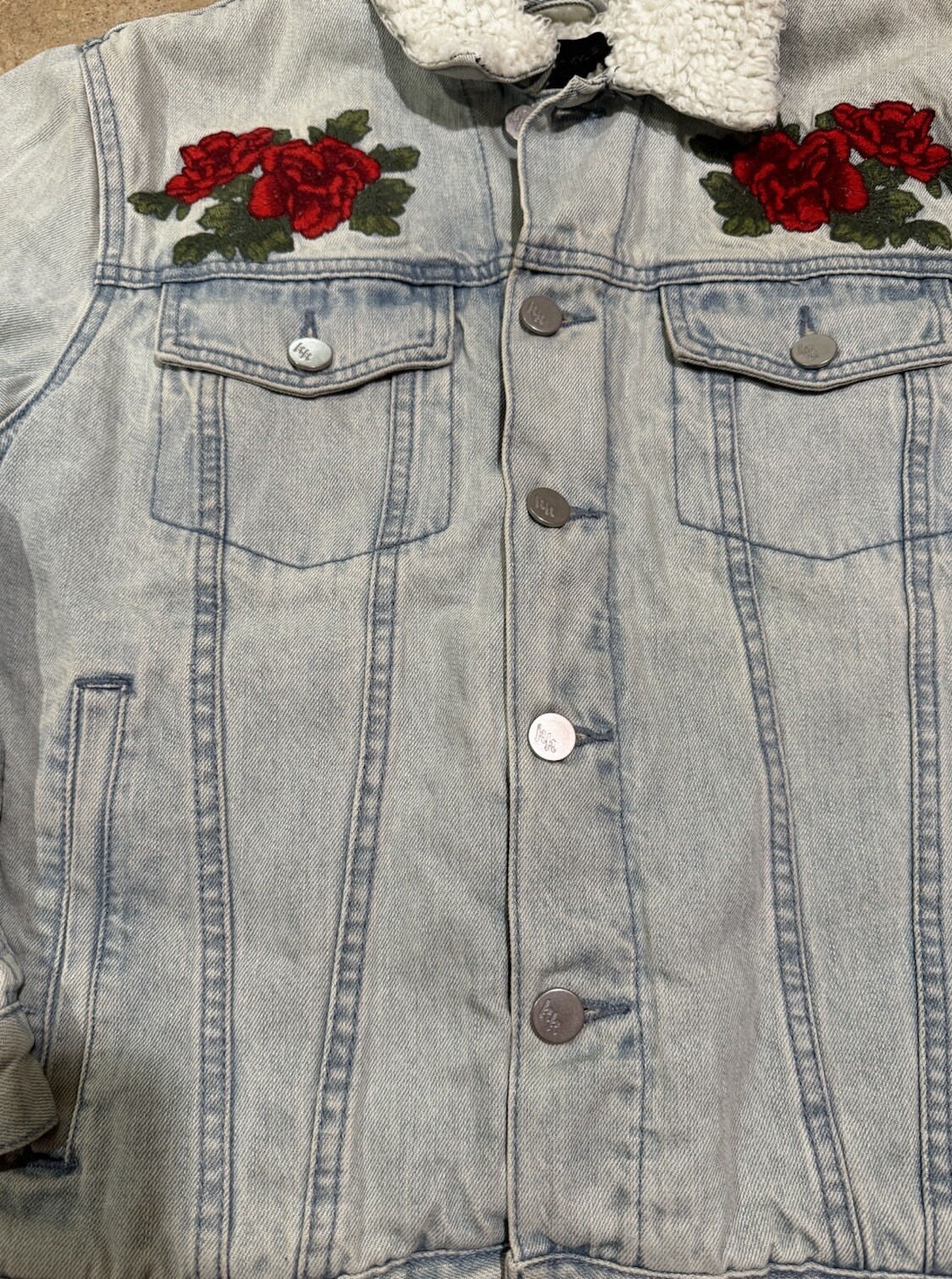 KENDALL + KYLIE Embroidered Pile-trim Trucker Jacket In Vintage Blue