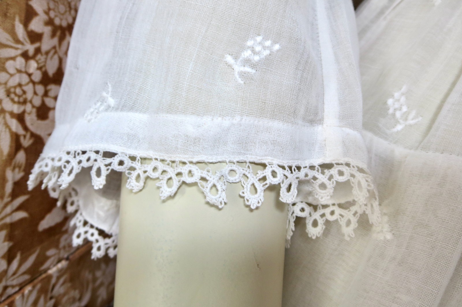 Edwardian White Sheer Cotton Layered Skirt Lace Trim Dress Grape Sprigs 36 Bust