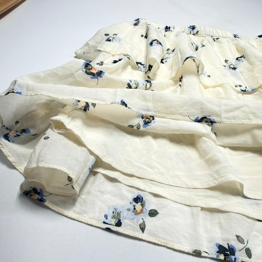 Universal Thread Floral Ruffle Mini Skirt Medium Cream Cottagecore Boho NWT