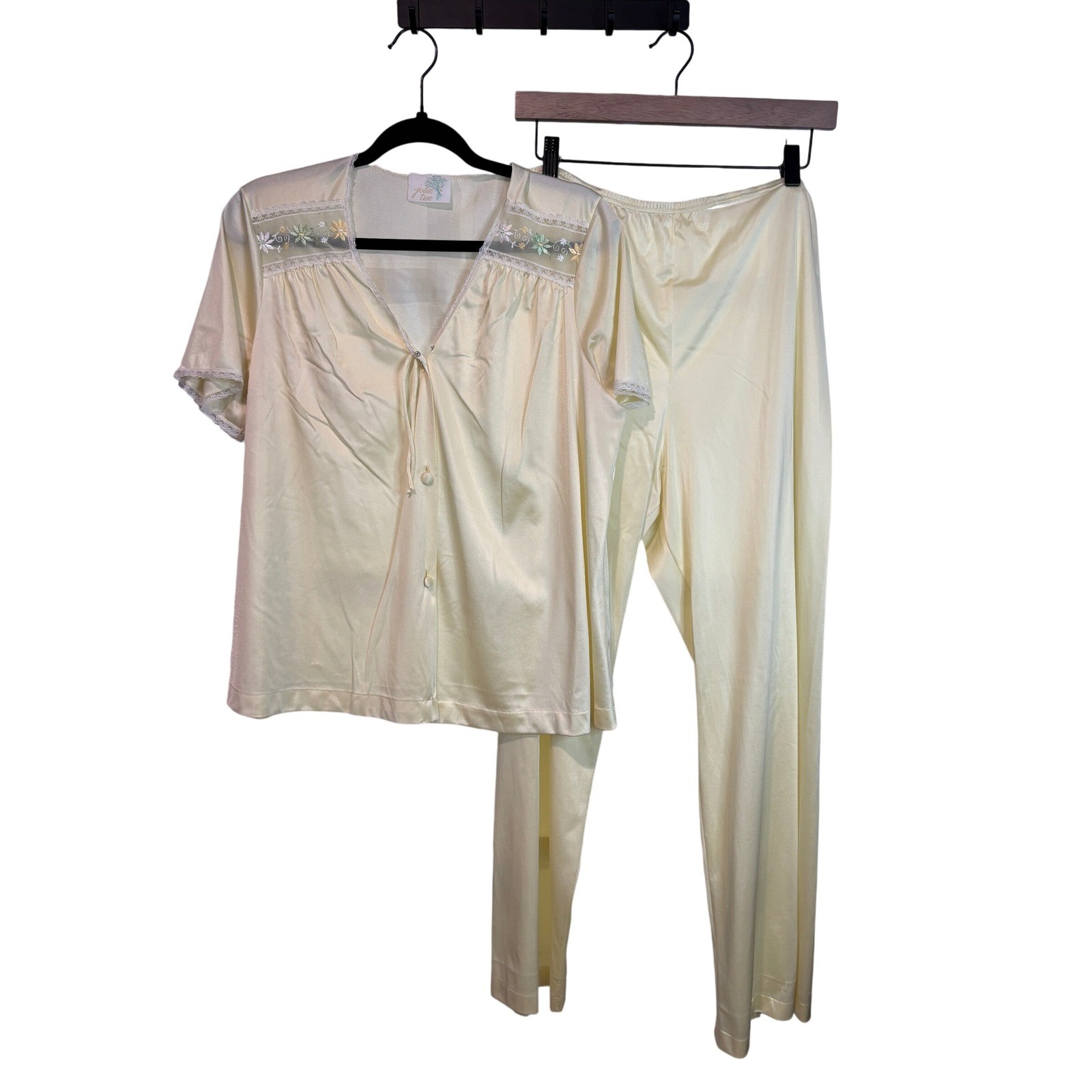 Jolie Two JCPenney Vintage Yellow Nylon Pajama Set Floral Lace Medium