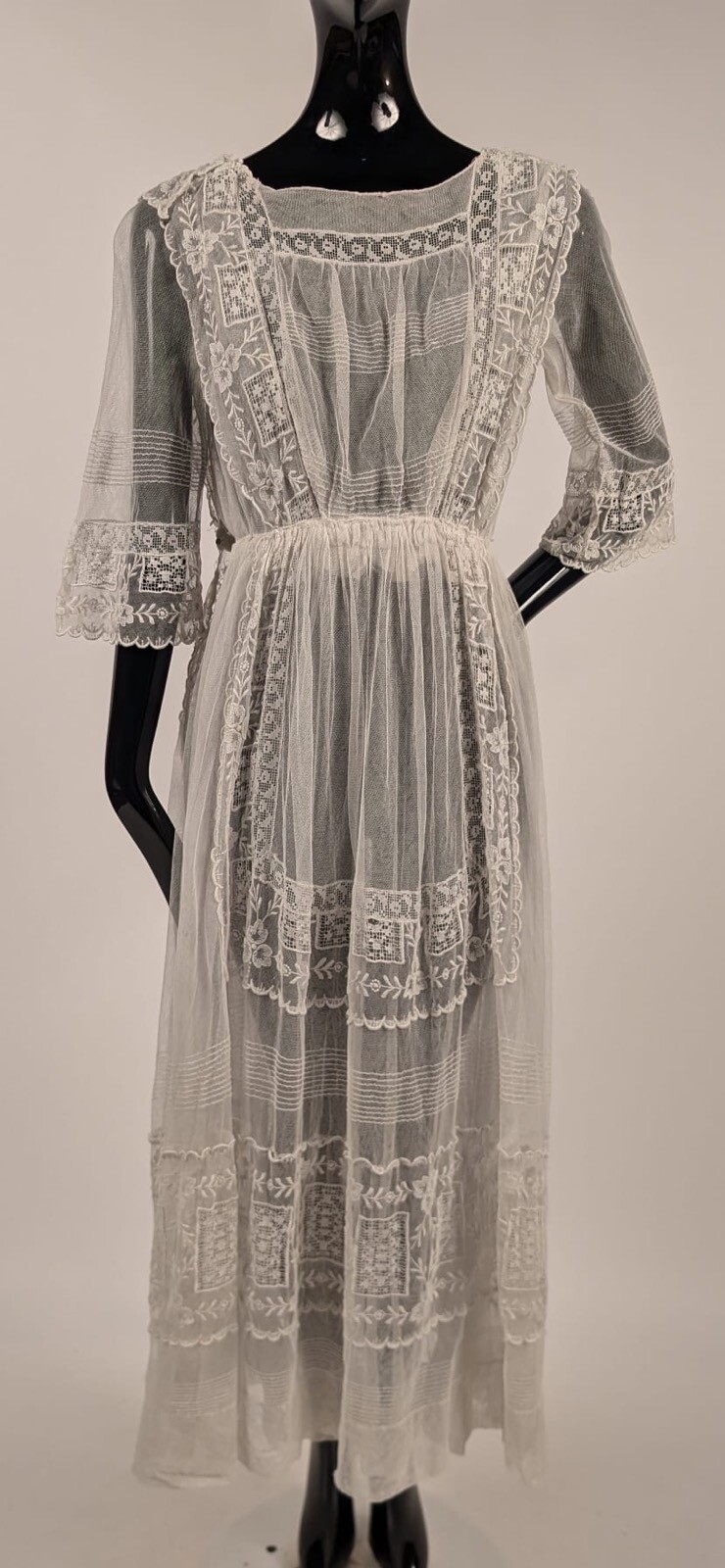 BEAUTIFUL EDWARDIAN EMBROIDERED NET DRESS W LACE INSERTION + EMBROIDERY