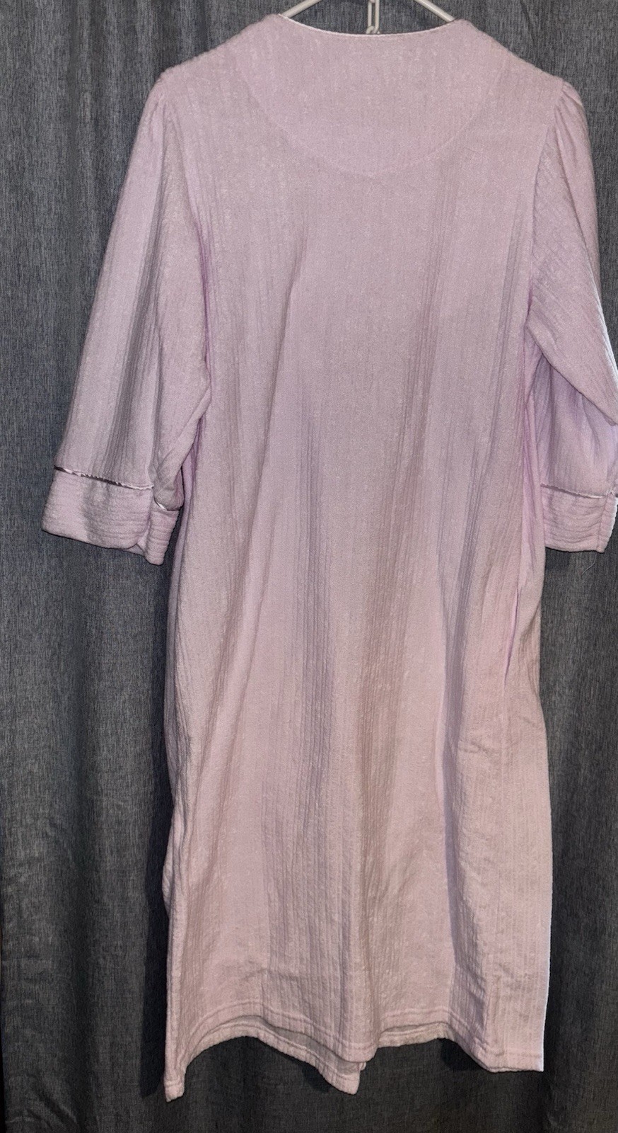 VTG House Coat Pink Zip Front Robe Embroidered Flowers Casual Nights