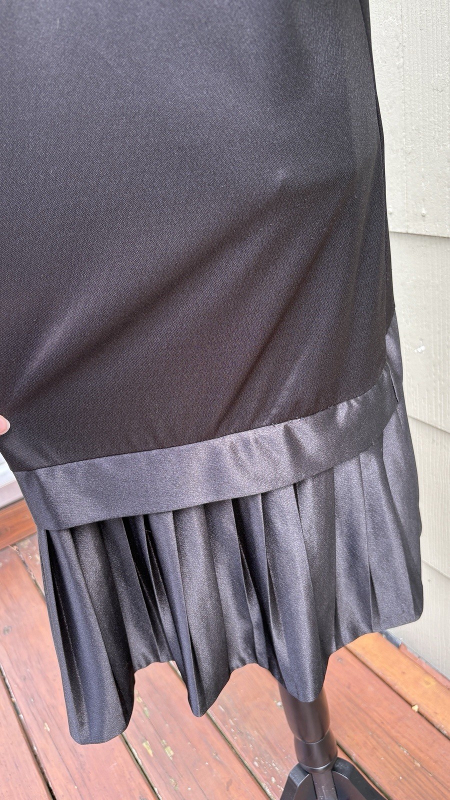 vtg AMY’S PLACE 70s 80s Nautical Sailor Goth Satin Half Sleeve Pleated Dress