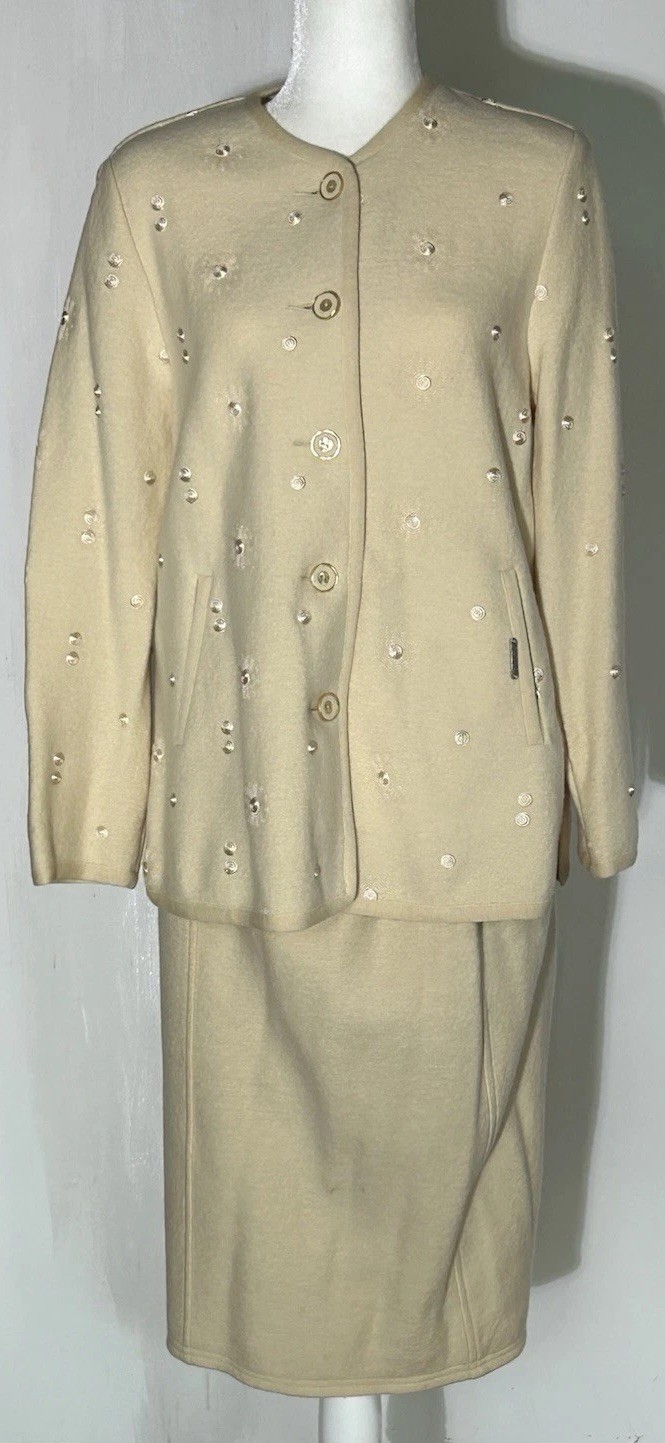 Vintage Geiger Austria Ivory Wool Coat and Skirt Matching Set Size 40/46