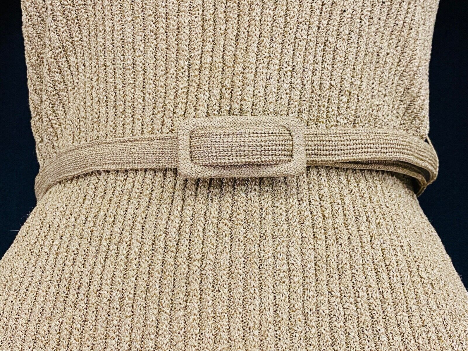 Vintage 1970s tan ribbed sweater knit belted fitted top shirt long sleeves S M