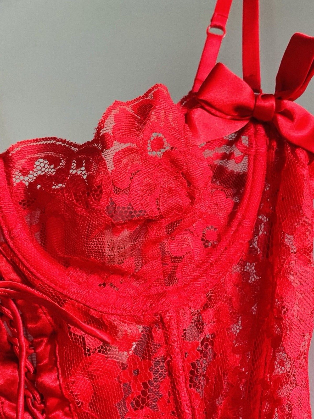 Vintage Y2K Victoria’s Secret Gold Label Red Sexy Bustier Corset Set 34B Small