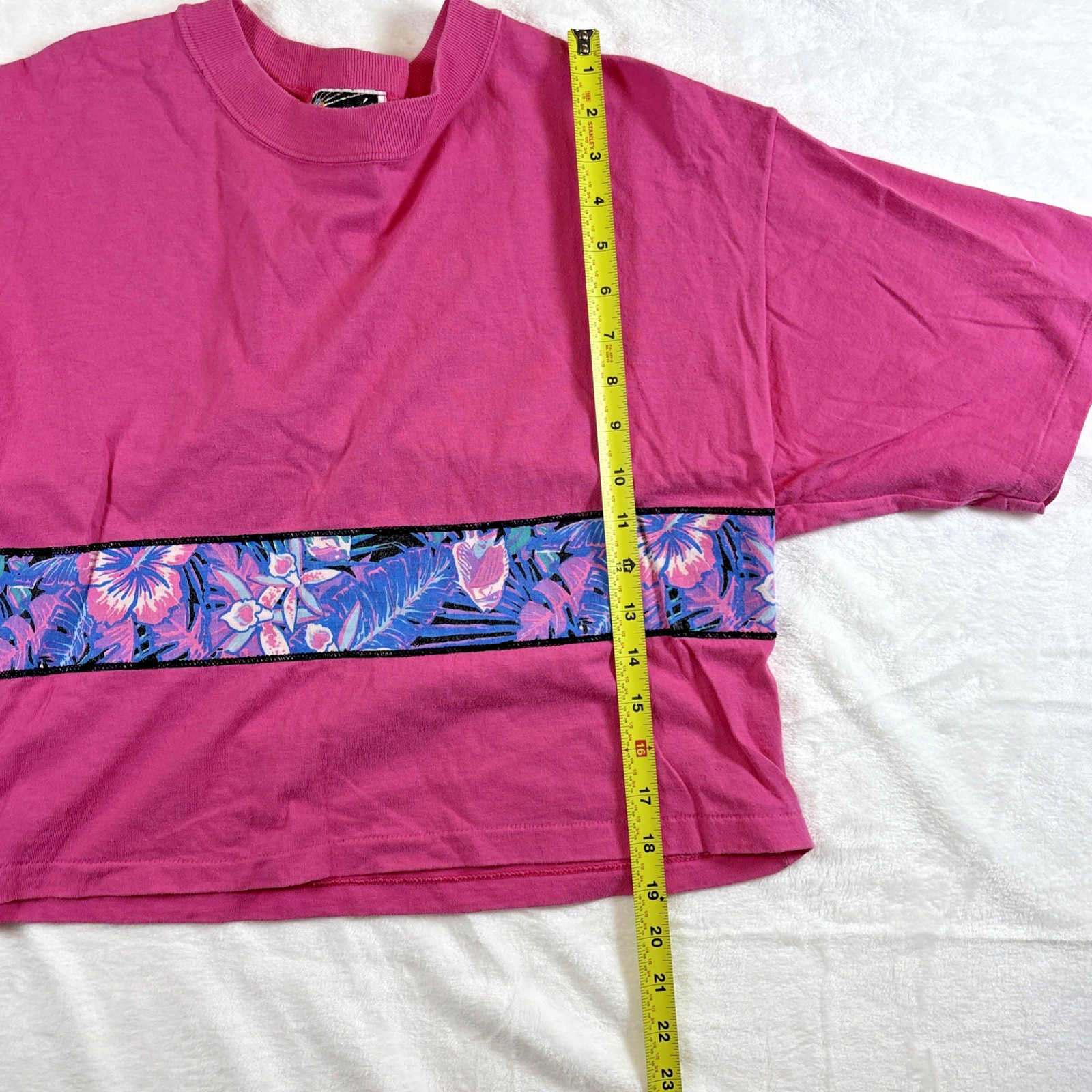 VTG Catchin Rays Resort Wear Pink Hawaiian Flower Crop Top T Shirt One Size 80s