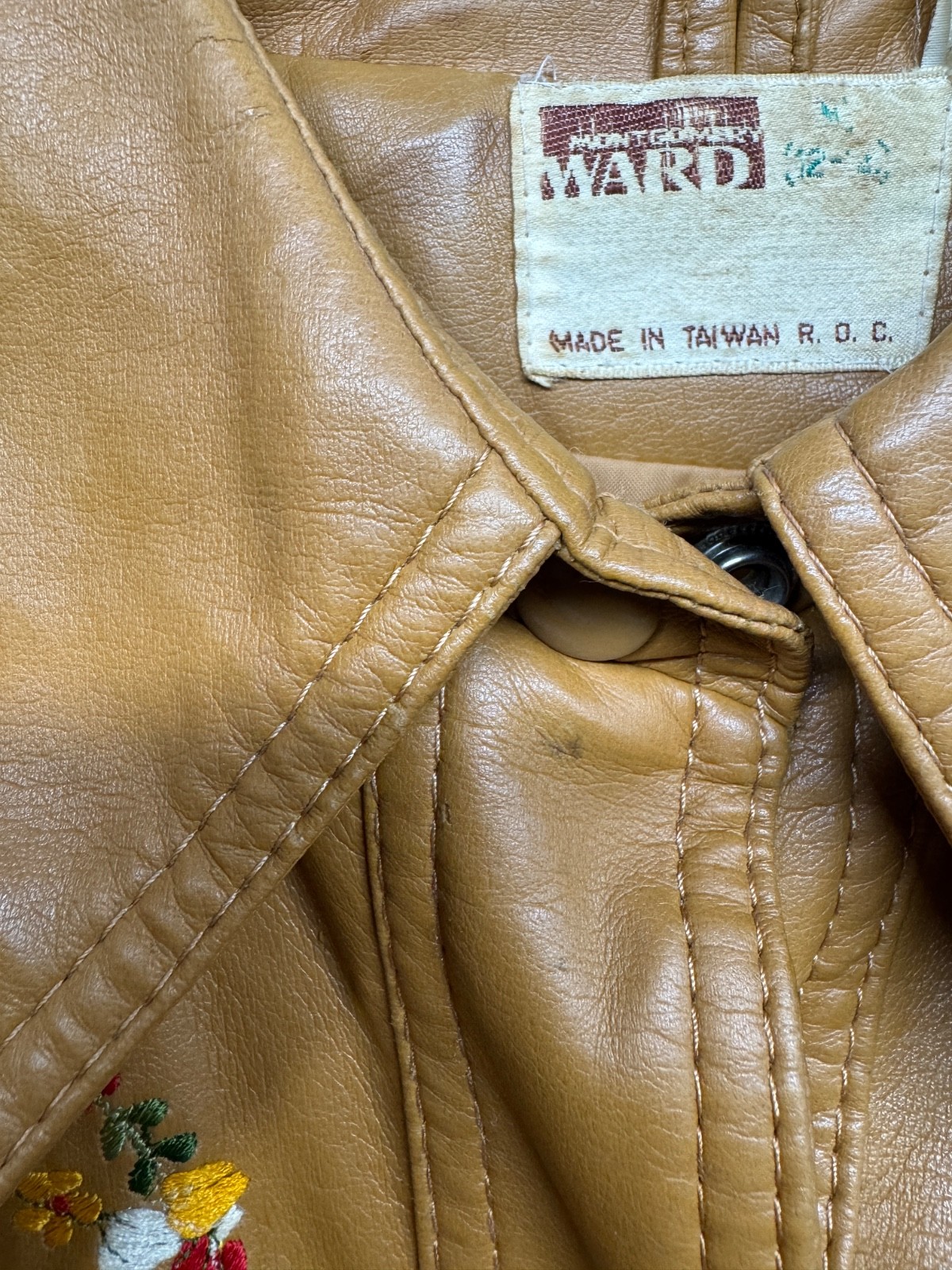 VTG Montgomery Ward Jacket Women S Brown Vinyl Snap Embroidered Flowers Pleather