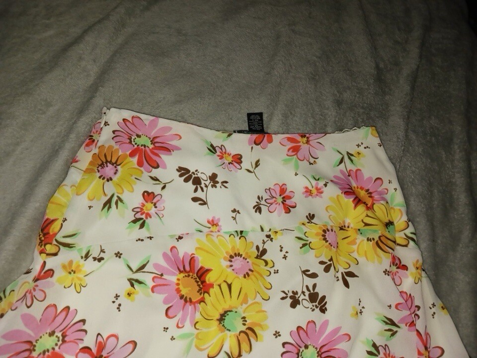 Pierre Cardin vintage floral handkerchief skirt 12 Flouncy 80’s asymmetrical