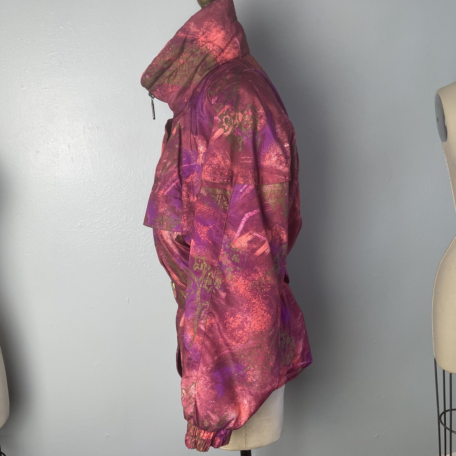 90s 1990s Knockout Pink, Purple and Gold Ski Coat with MATCHING FANNYPACK