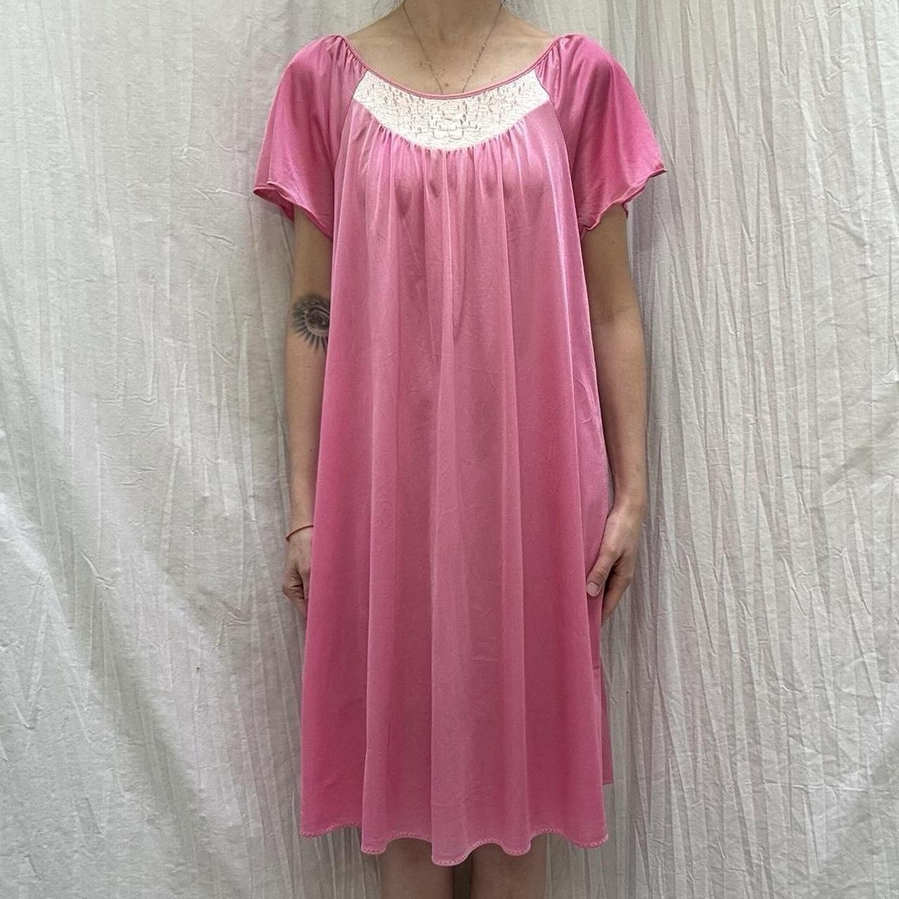 Pink Nightgown With White Embroidery Neckline Vintage 70s/80s Soft Moments Med