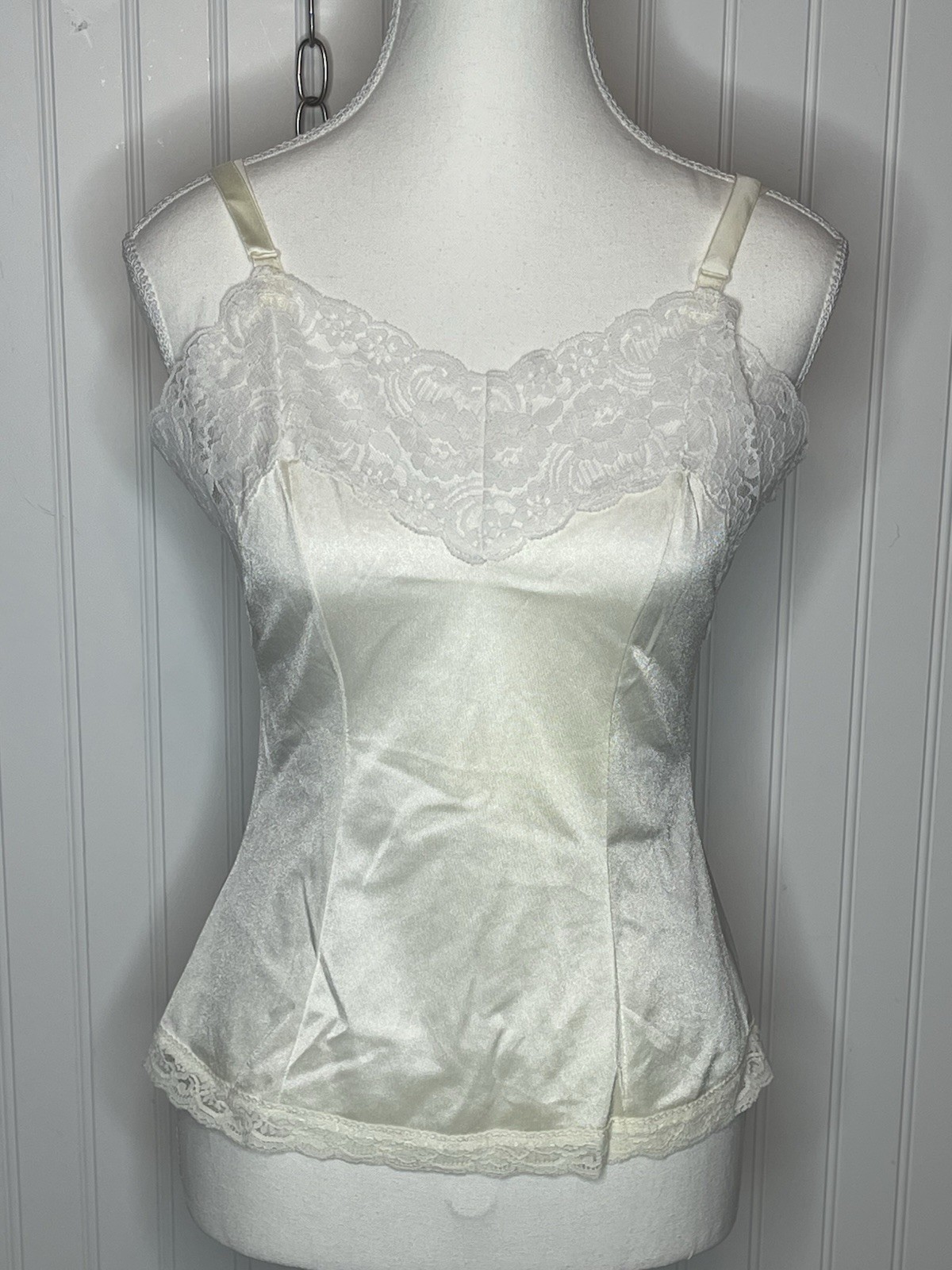 Vintage AJ Schneierson Lace Trim Beige Lingerie Camisole Women’s Size 10 / 32