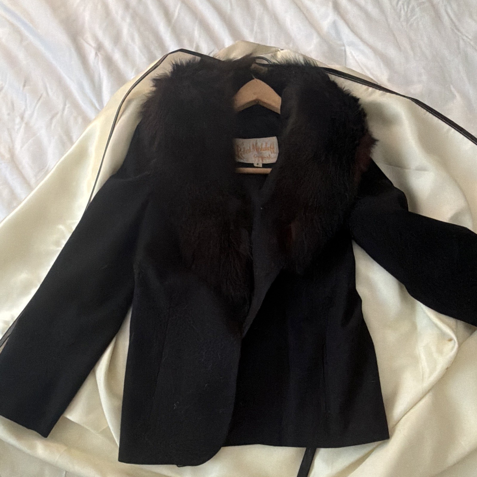Robert Meshkoff Black Jacket with Fur Collar, Size 8 Regular