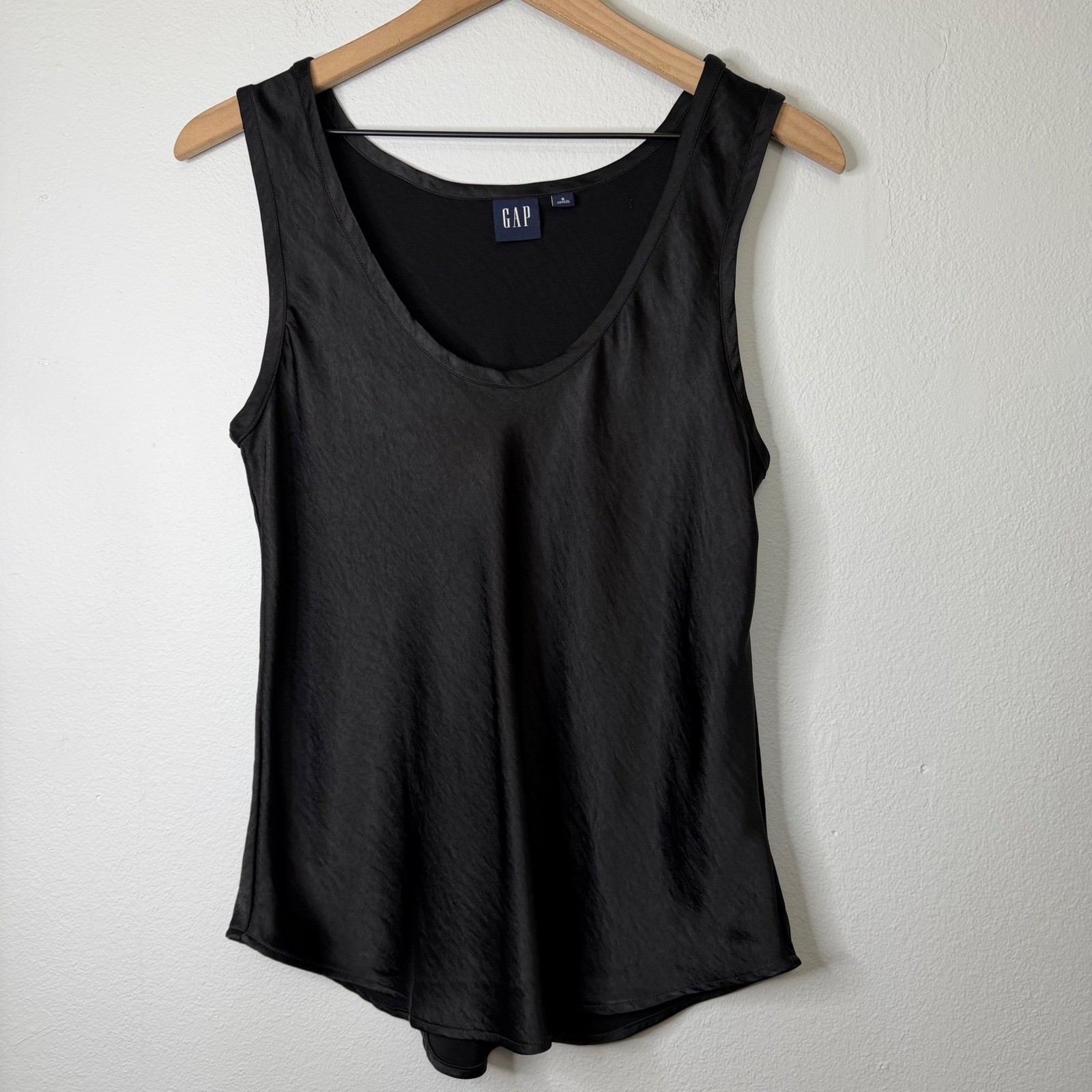 Vintage Gap – Textured Satin Sleeveless Blouse Solid Black Size S