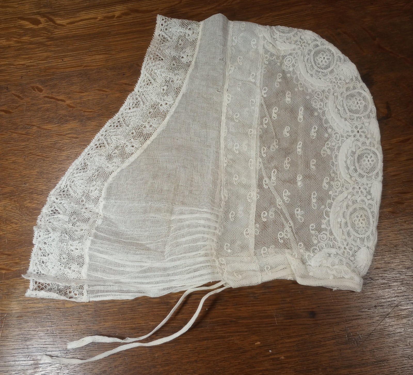 ANTIQUE Victorian Appliquéd LACE BONNET Fine Mesh Net