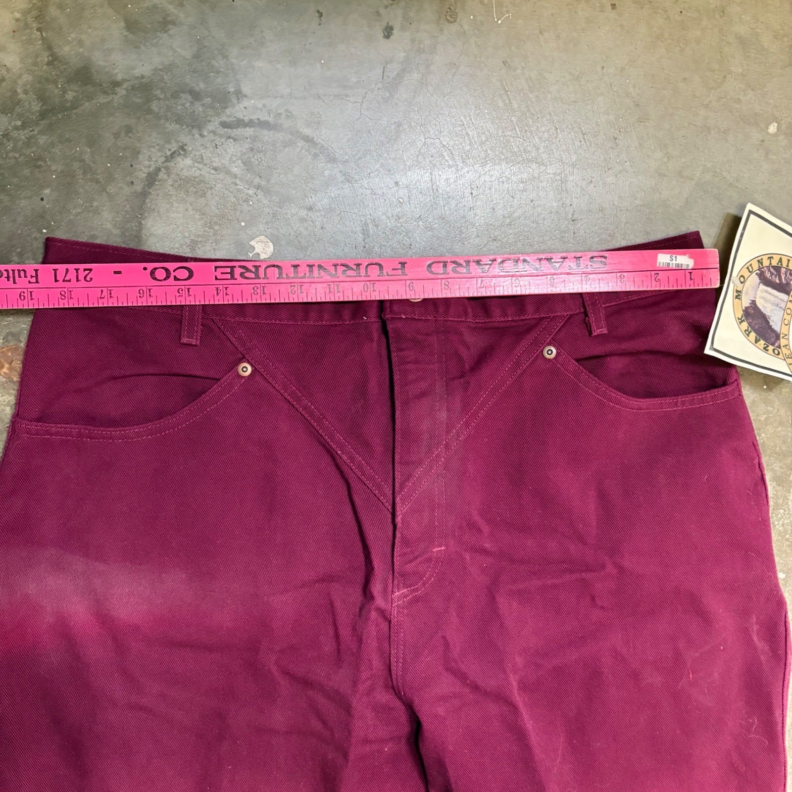 Vintage Ozark Mountain Red Western V-Yoke Jeans Womens 38×34 22 USA Burgundy