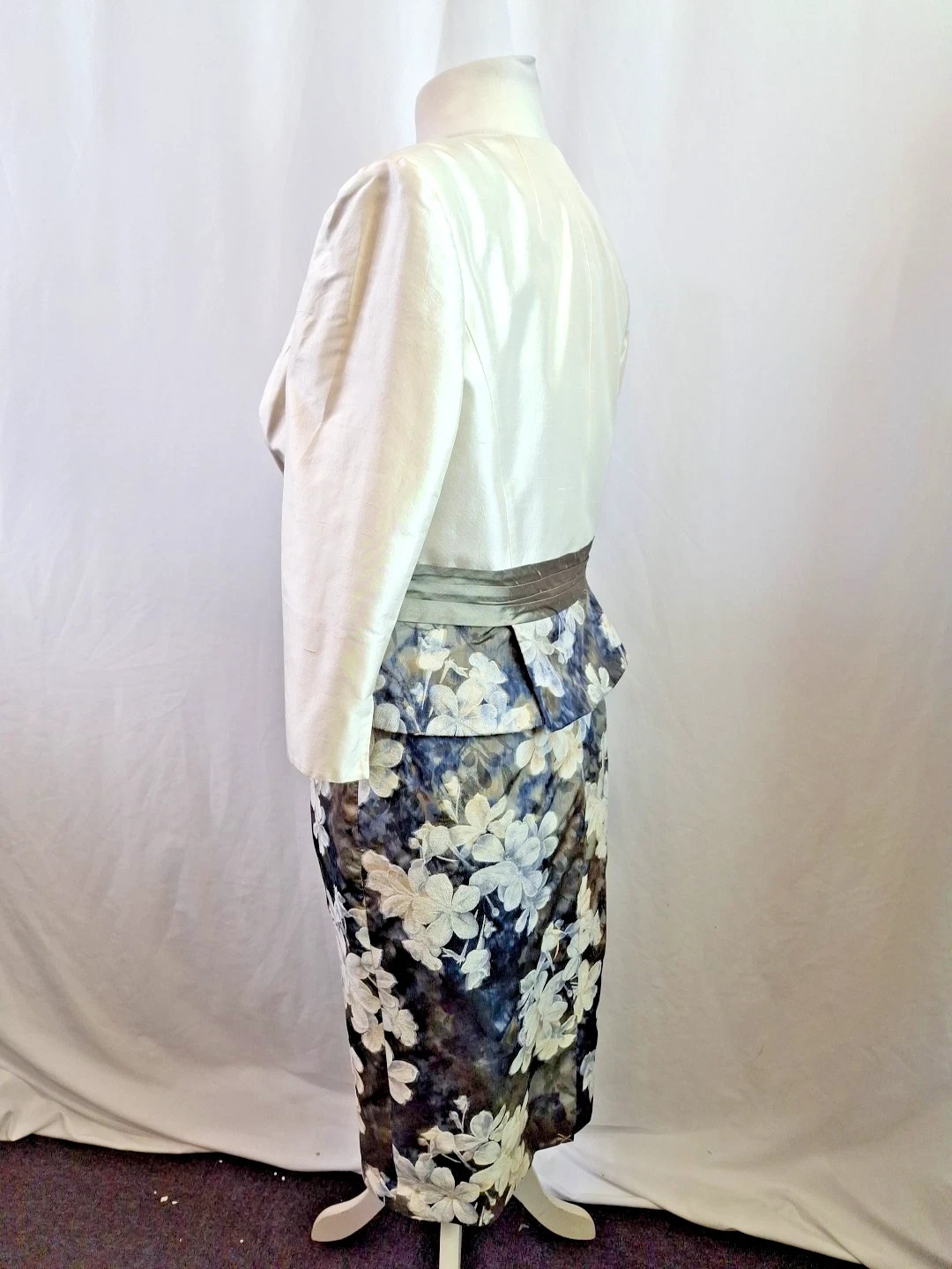 John Charles MOTB Silk Dress & Jacket Suit Grey Blue Ivory Women’s Size 10