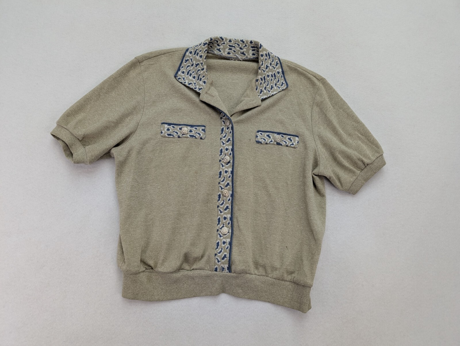 Vintage Women’s Top Beige Short Sleeve Size M/L Collared Polo Stretch Knit