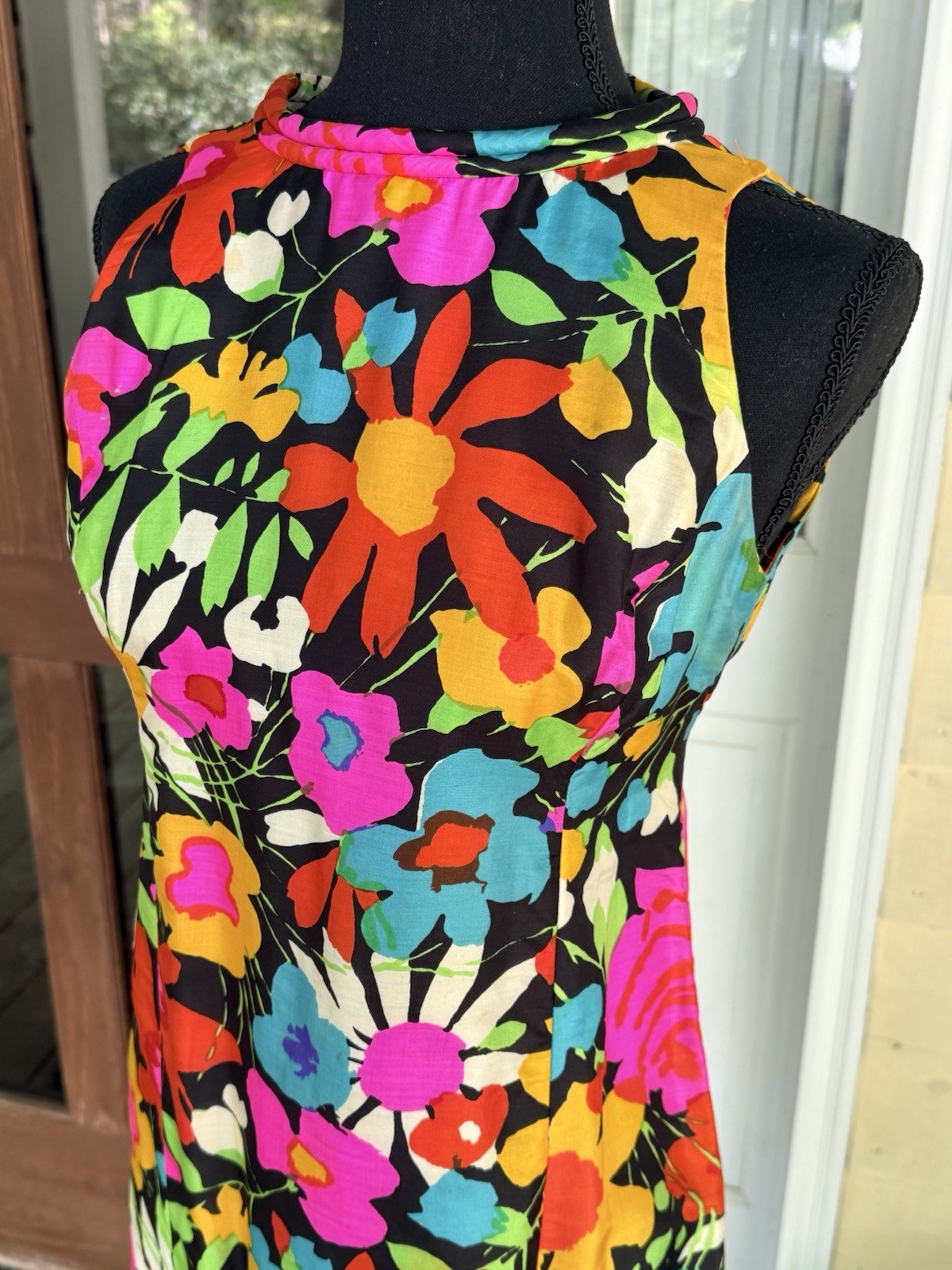 Vintage 70s ILGWU Union Made Bold Floral Shift Dress Silk Hawaiian Boho USA Sz 6