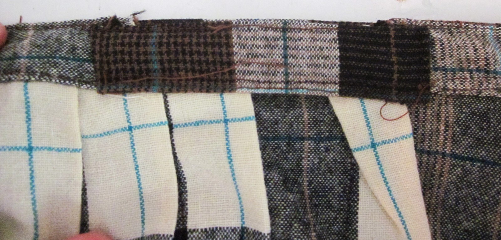 Century of Boston Reversible Brown/Cream Plaid Wool Blend Skirt Sz. 29″ Waist