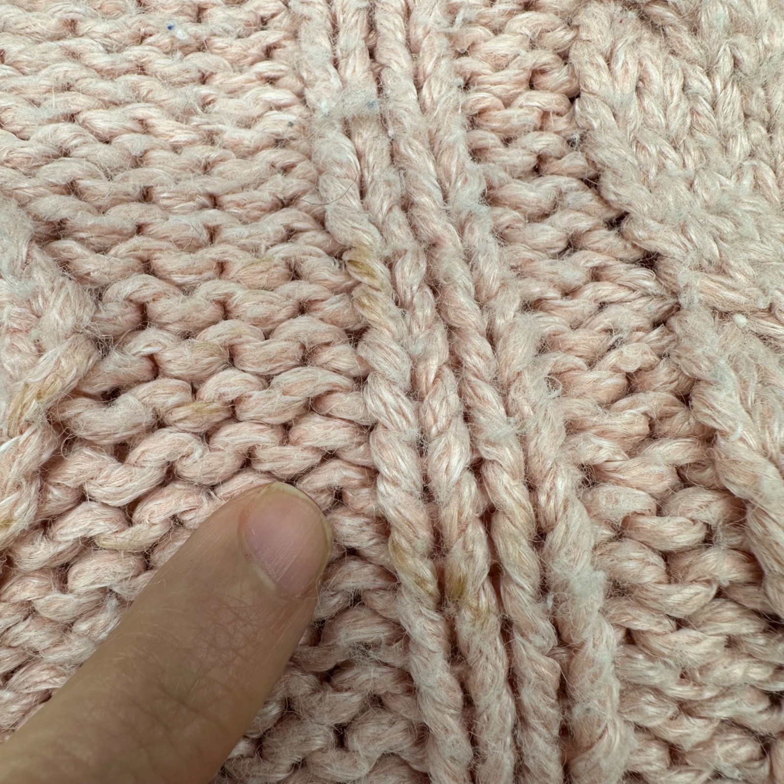 Vintage Pink Cable Knit Sweater Small Currants Hand Loomed Cottage 1980s Korea