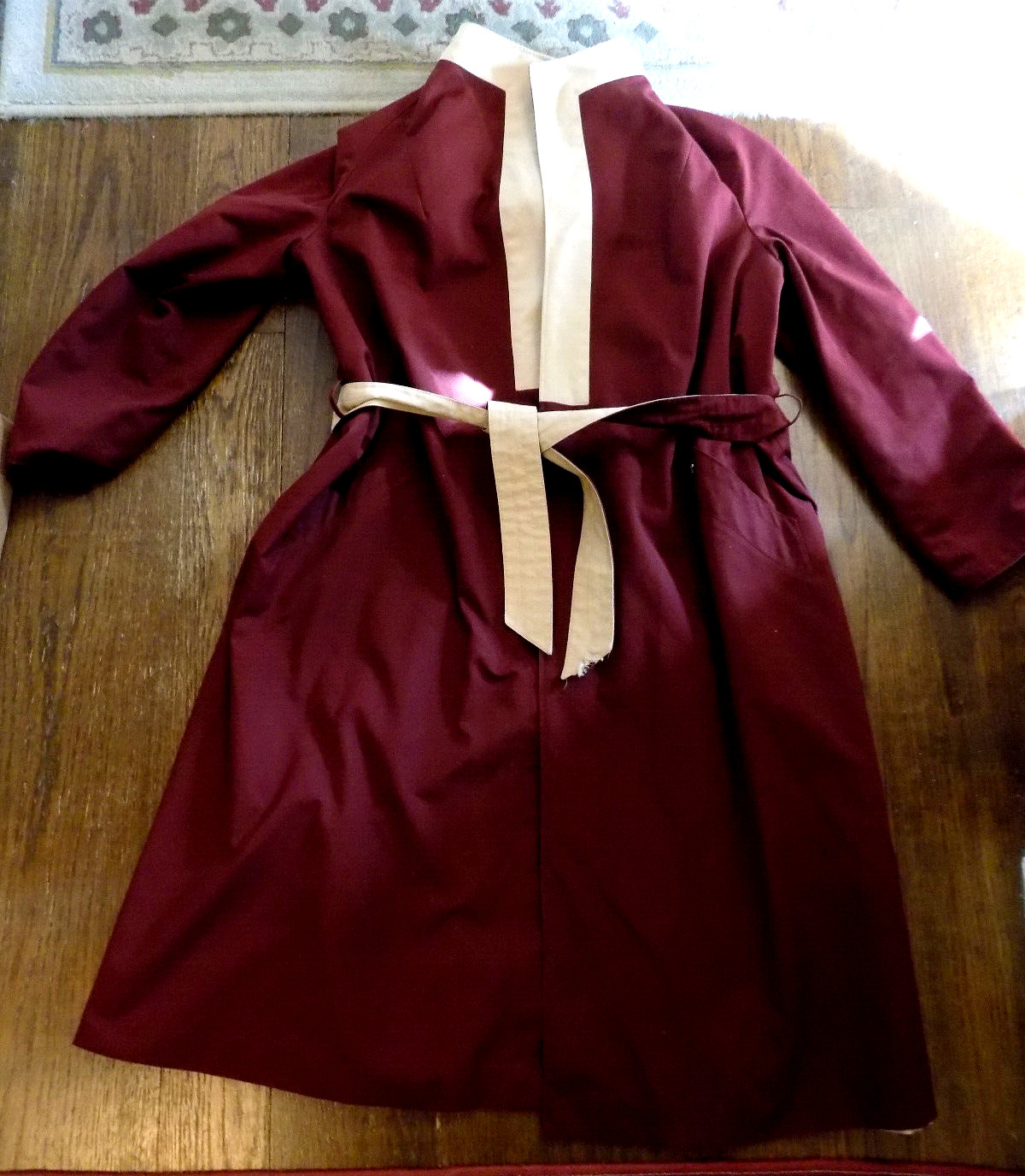 Vintage Classy 12 Etienne Aigner Reversible Wrap Rain Coat Trench Maroon & Tan