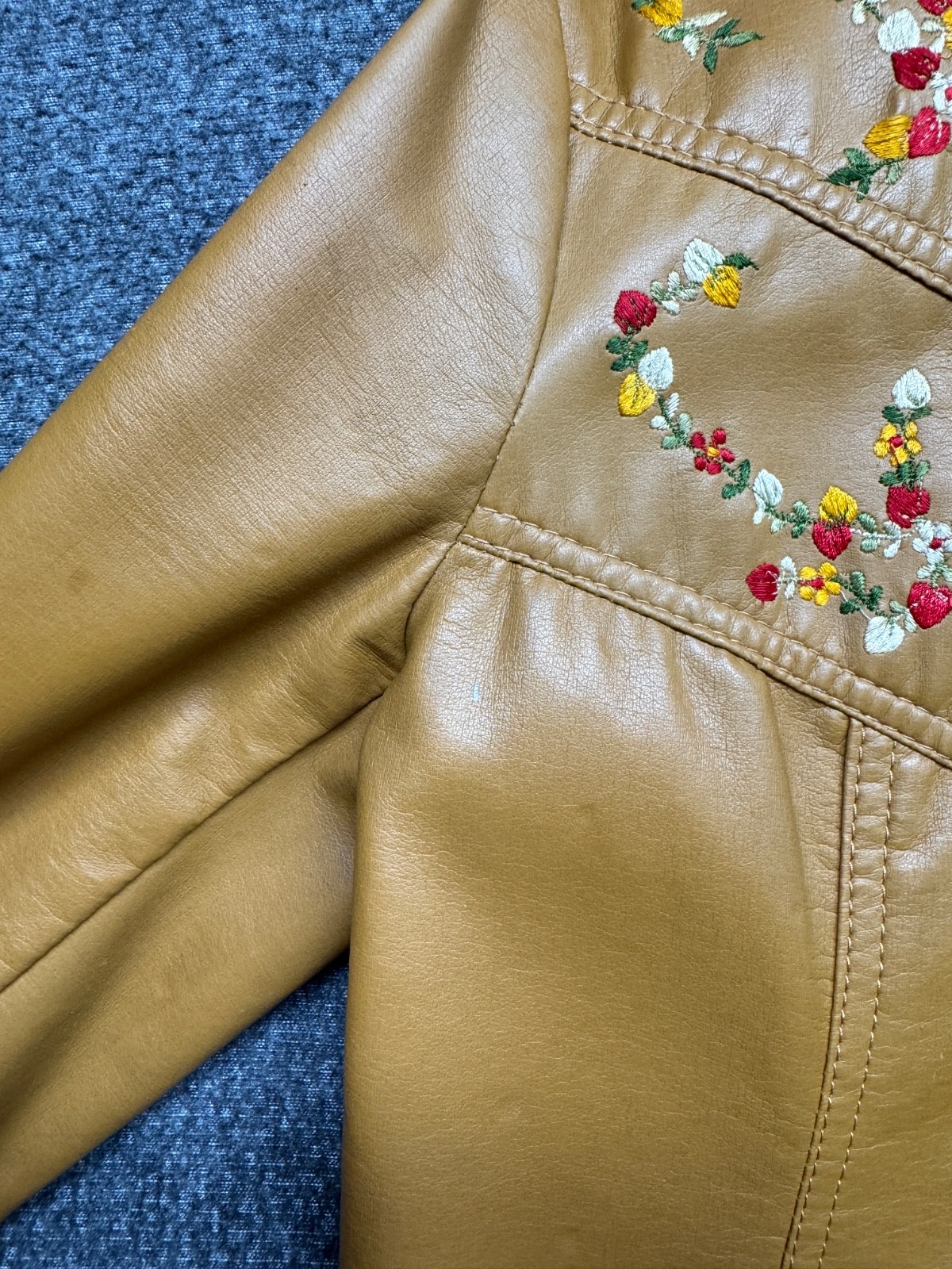 VTG Montgomery Ward Jacket Women S Brown Vinyl Snap Embroidered Flowers Pleather
