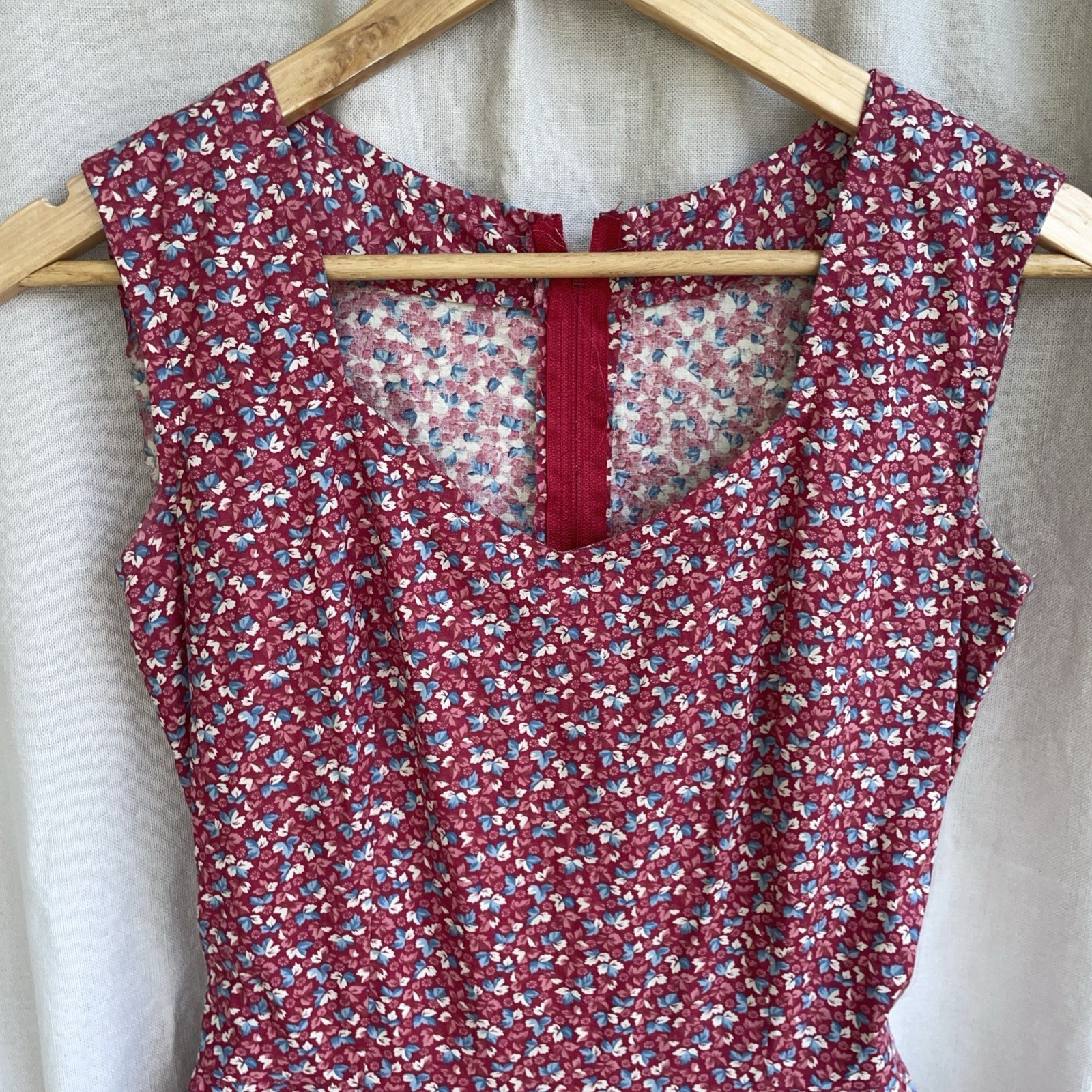 Handmade Vintage Red Floral Dress Cottage Prarie Country Trad Farm Wife S/M