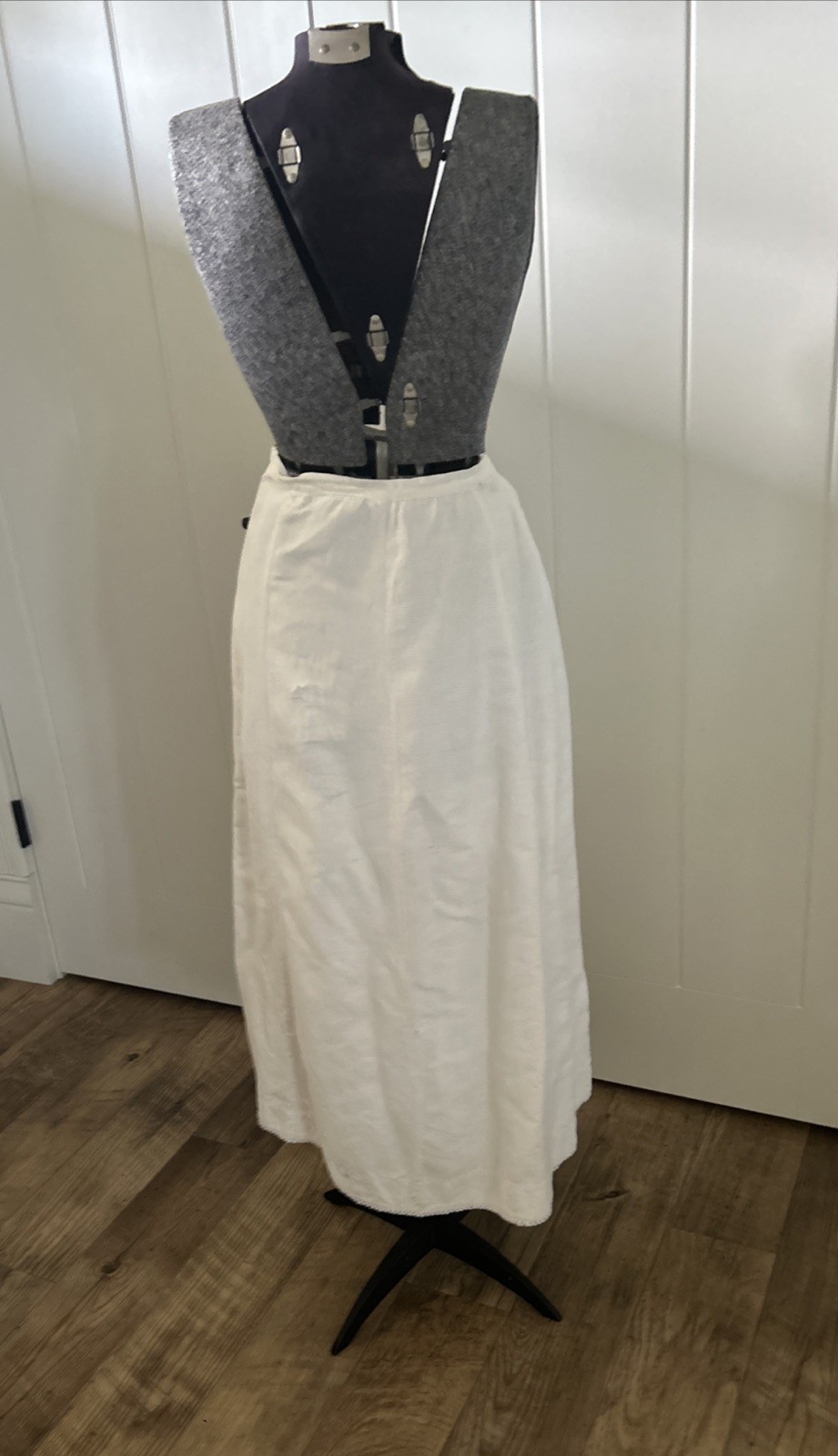 Antique White Heavy Ribbed Cotton Petticoat Patched Area