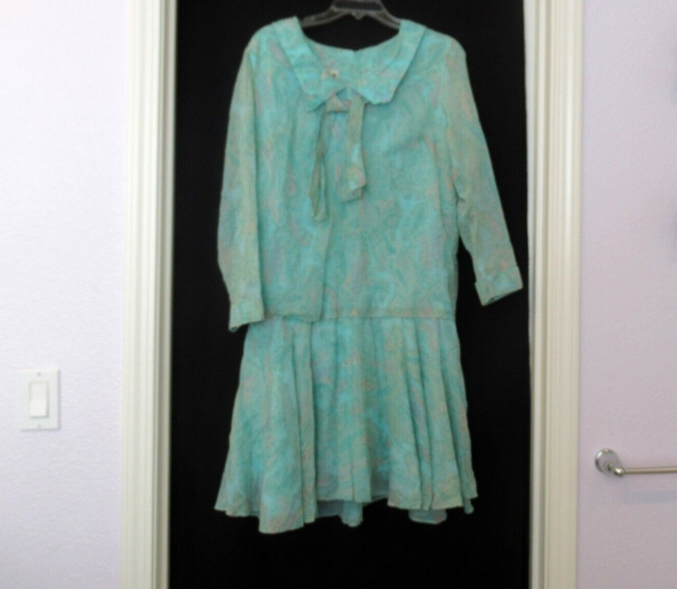 Mr. Bob of California paisley chiffon dress, 36″ chest, c. 1960s
