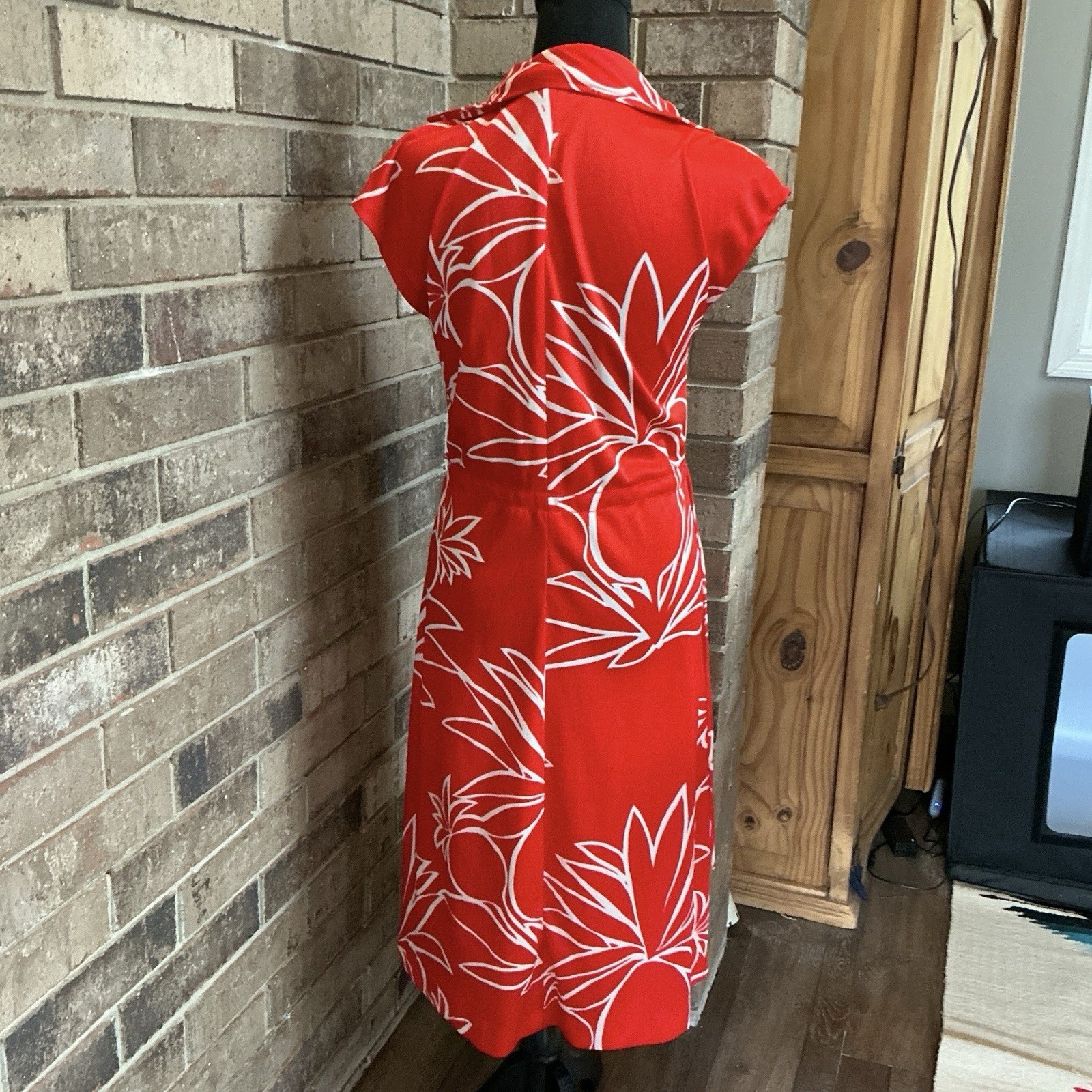 VINTAGE Patty O’Neil Red White Floral Hawaiian Dress Size 13 Cap Sleeve #7D6
