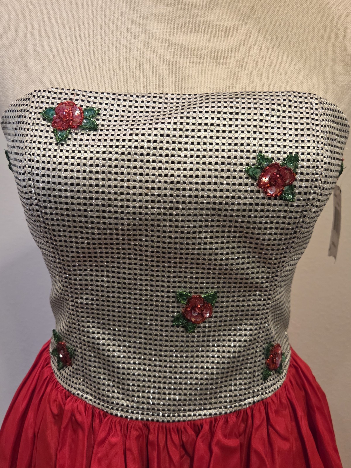 VTG LOL Strapless Red Black Silver Checkered Rose Embroidered Metallic Dress9/10