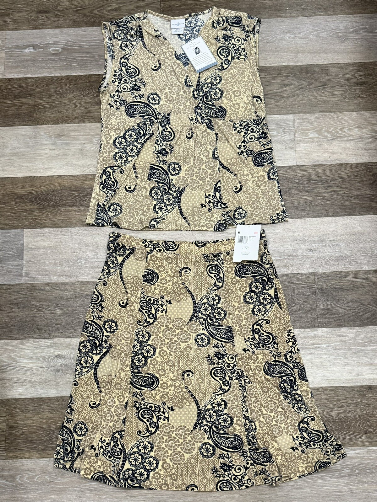NWT Vtg 2 Pc Jaclyn Smith Sleeveless Top Skirt Women’s Size L Silky Soft Paisley