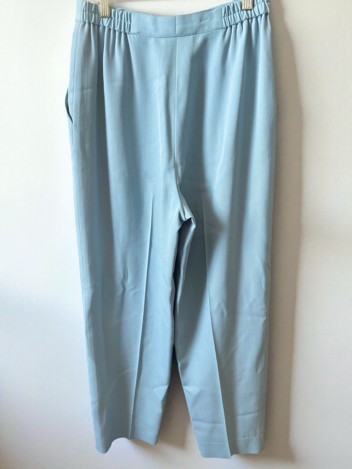 Vintage Hawksley & Wight Light Blue Slacks. Size 6 Petite