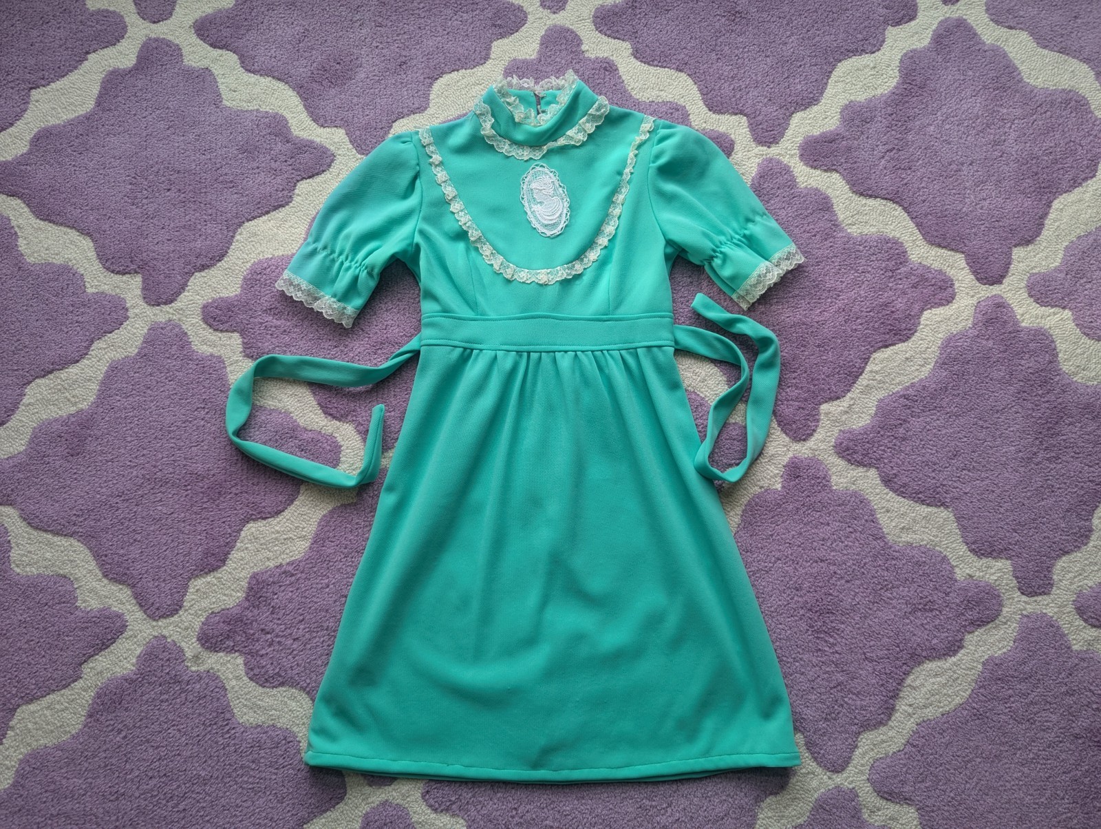 Vintage 70’s Victorian Cameo Mint Green Polyester Puff Sleeve Mini Dress Size XS