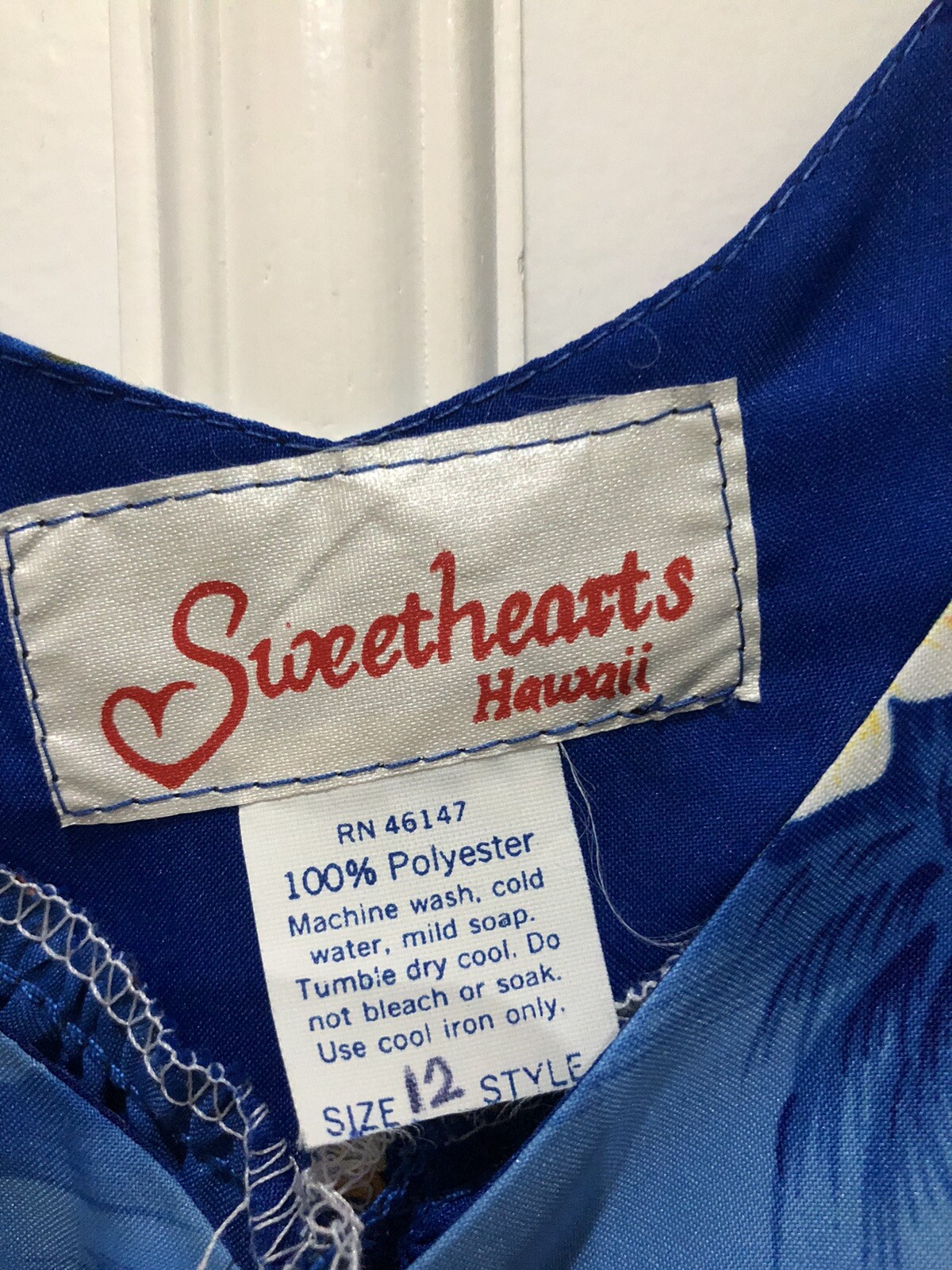 Sweethearts Hawaii Women’s Size 12 Blue V-Neck Tropical Patterns Muumuu Dress