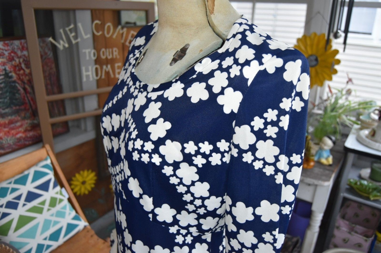 Vintage 1970 Julie Miller CA Dress Bell Sleeve Stars Print Boho Hippie Sz Medium