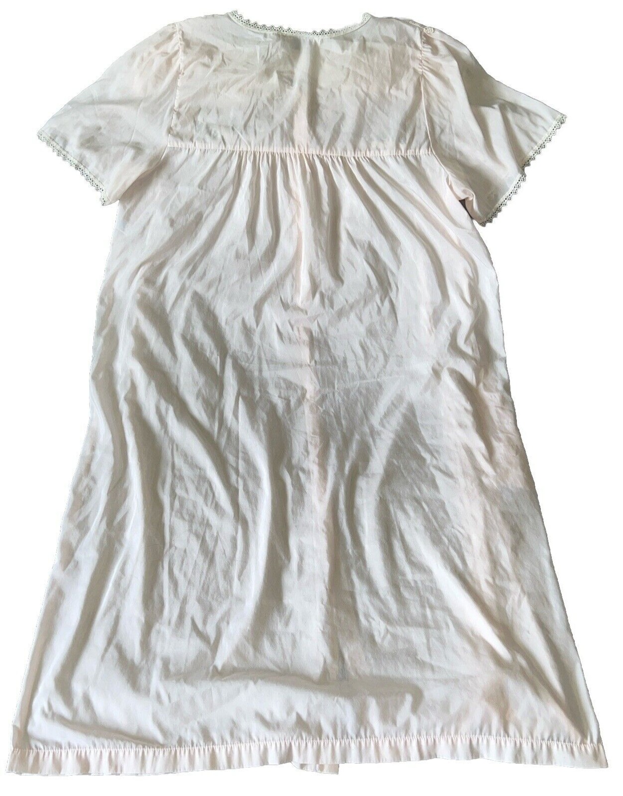 Vintage 1970s Vanity Fair Women XL Nightgown Lace Trim Floral Embroider USA Made