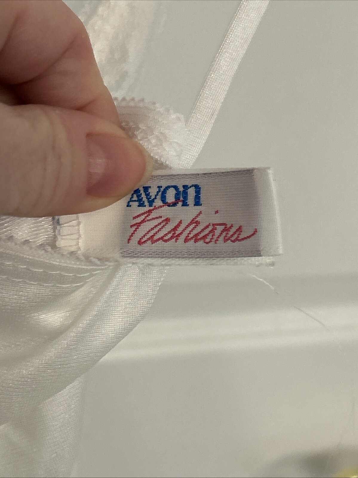 VTG Avon Fashions Women’s White Lacy Negligee Lingerie Teddy Medium USA