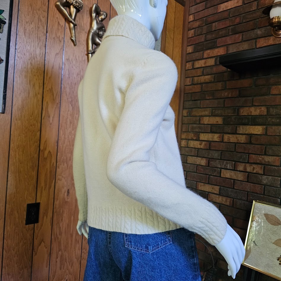Vintage 90s Preppy Ralph Lauren Merino Cashmere Rabbit Hair Cable Knit Sweater M
