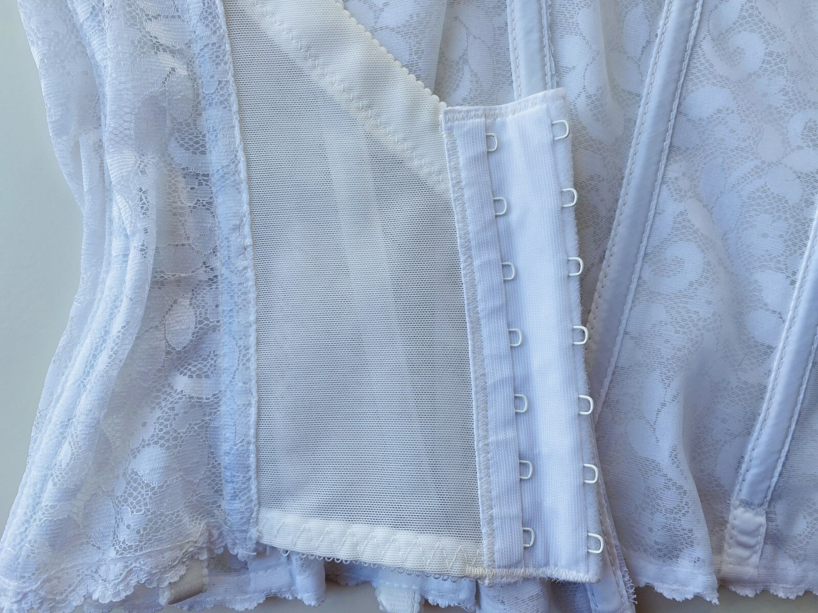 Vintage Carnival Longline Bra Size 34C White Lace Bridal Corset Top Strapless