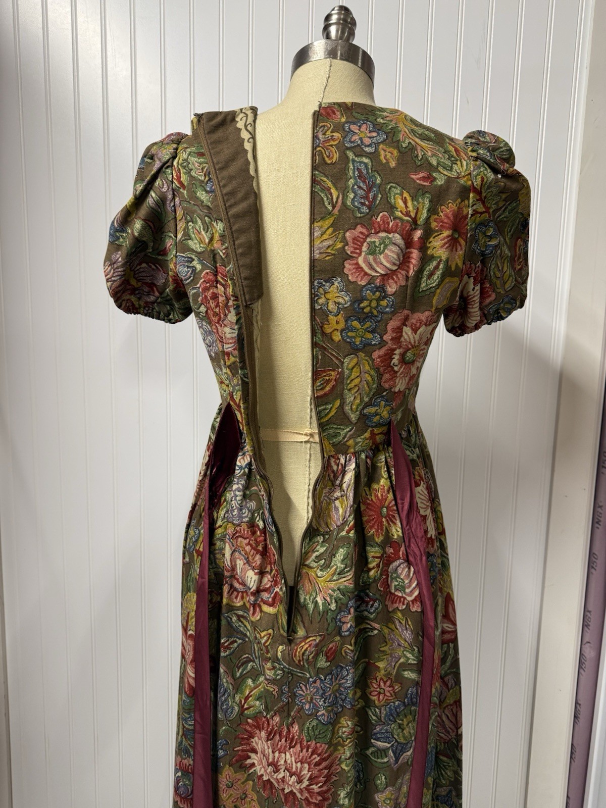 1970s Vintage Young Edwardian by Arpeja Boho Floral Maxi Dress: S